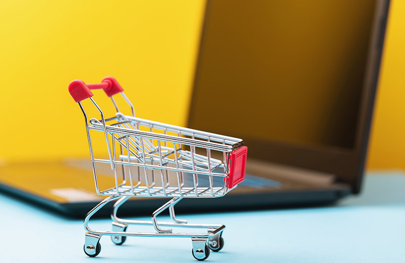 فروش تلفنی چیست و چه فرقی با بازاریابی تلفنی دارد؟